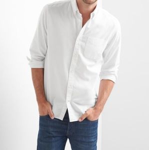 2 Gap Standard Fit White Shirts Size L
